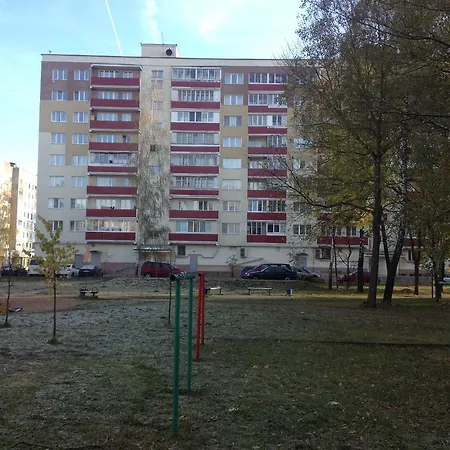 Apartament Na Peredovaya 9 *