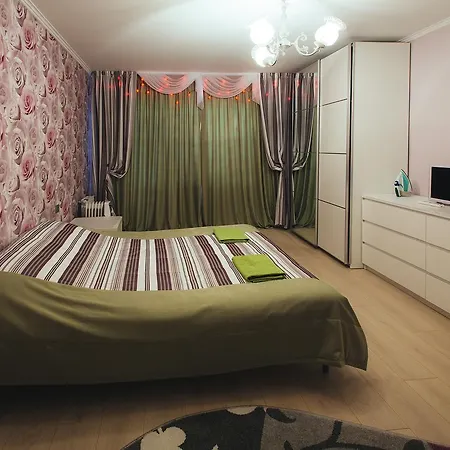 Na Peredovaya 9 Apartament *